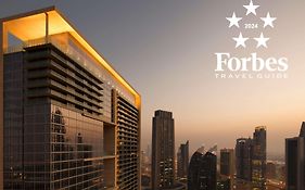 والدورف أستوريا مركز دبي المالي العالمي